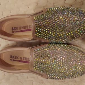 Size 7 Sketcher bling bling flats.